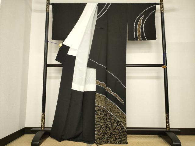 平和屋着物●訪問着　作家物　絞り　流水花文　黒地　金彩　正絹　逸品　AABG5251ck