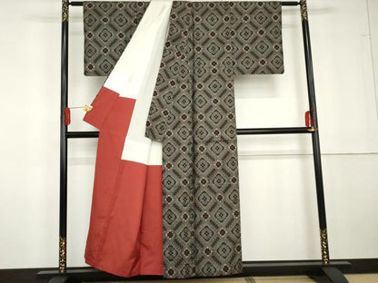 平和屋着物●本場大島紬　龍郷絣　正絹　逸品　AABG5316cs