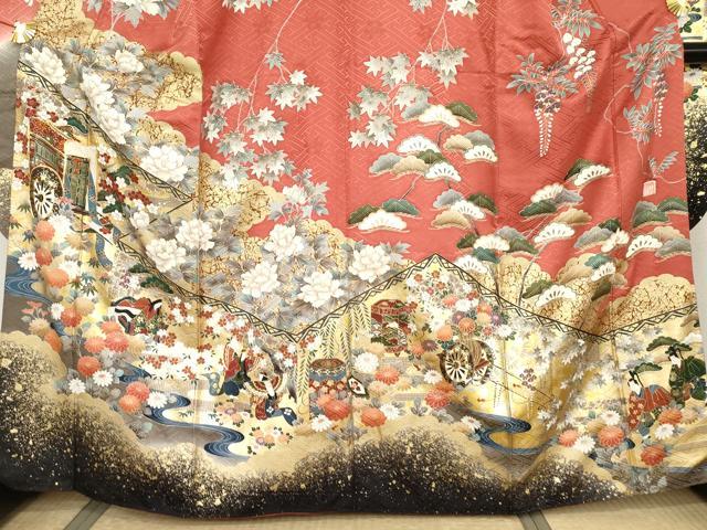 平和屋着物●英王室献上友禅作家　木下勝功　振袖　駒刺繍　御所車人物吉祥花車文　金彩　正絹　逸品　AABG5333cs