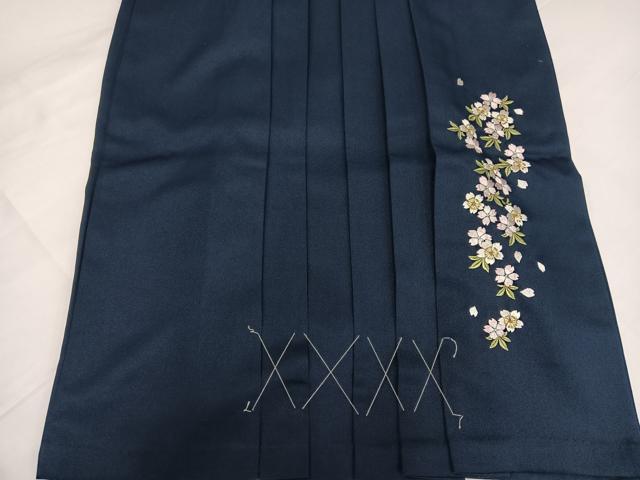 平和屋着物●女性　行灯袴　舞桜文　洗える着物　未使用　AABG5726ph