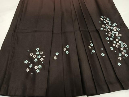 平和屋着物●女性　行灯袴　刺繍　舞桜文　洗える着物　AABG5727ph