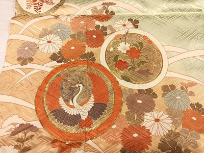 平和屋着物●豪華振袖　駒刺繍　飛鶴花蝶文　暈し染め　金彩　正絹　逸品　AABG5757ph