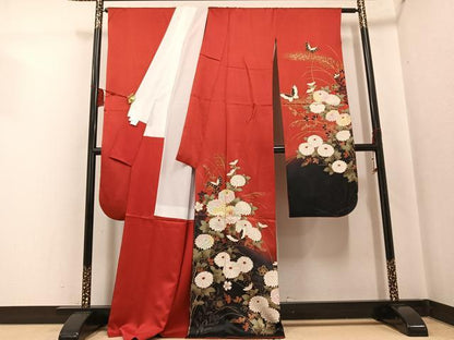 平和屋着物●豪華振袖　駒刺繍　花蝶文　暈し染め　金彩　正絹　逸品　AABG5760ph