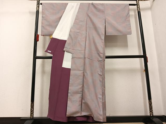 平和屋着物●秩父めいせん　紬　ほぐし織　機音　市松文　新啓織物謹製　反端付き　正絹　逸品　AABG5763ph