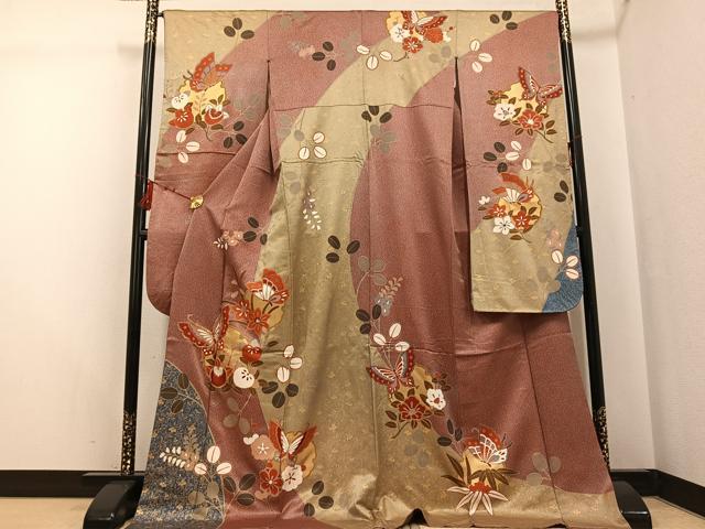 平和屋着物●豪華振袖　駒刺繍　雪輪花蝶文　金彩　ロング丈　正絹　逸品　AABG5773ph