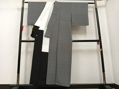平和屋着物●庭野三樹夫　江戸小紋　草花文　黒地　さが美扱い　正絹　逸品　AABG5792ph