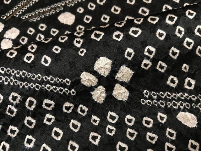 平和屋着物●訪問着　絞り　舞花文　黒地　金彩　正絹　逸品　AABG5795ph