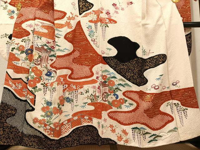平和屋着物●豪華振袖　駒刺繍　絞り　御所車草花文　金彩　正絹　逸品　AABG5796ph