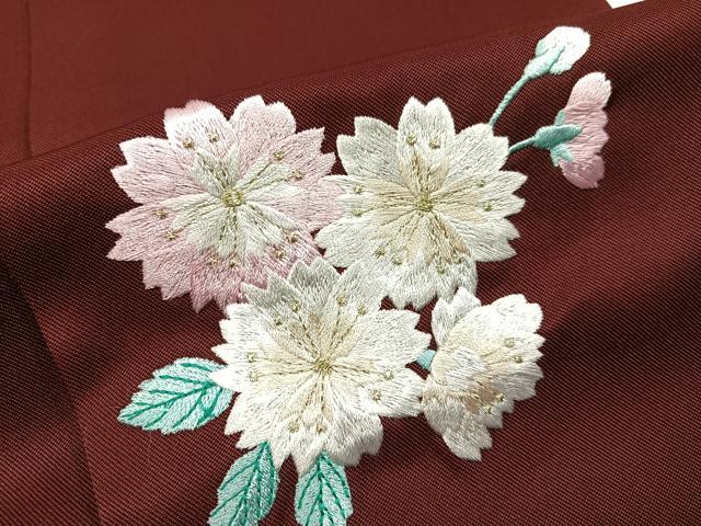 平和屋着物●女性　行灯袴　刺繍　舞桜文　洗える着物　未使用　AABG5798ph