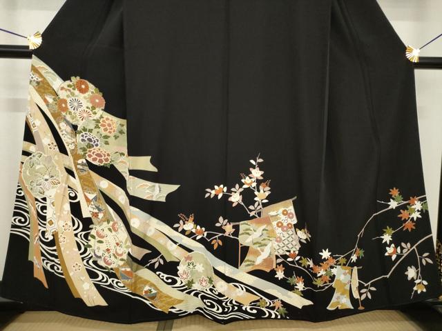 平和屋着物●創業460年・千總　黒留袖　友禅　駒刺繍　雪輪几帳花文　鶴　金彩　三越扱い　正絹　逸品　AABG5817ck