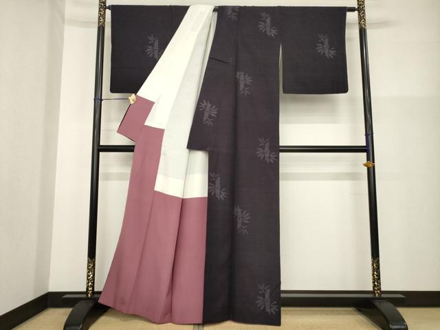 平和屋着物●本場結城紬　重要無形文化財　80亀甲　笹竹文　飛び亀甲柄　正絹　逸品　AABG5828ck