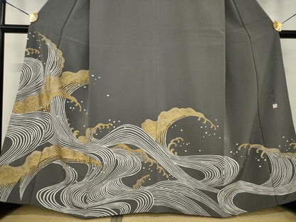 平和屋着物●京友禅作家　山科春宣　訪問着　立波文　金彩　正絹　逸品　AABG5837ck
