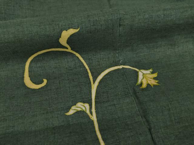 平和屋着物●創業460年・千總　訪問着　刺繍　本場結城紬地　花唐草文　黒緑色地　正絹　逸品　AABG5839ck