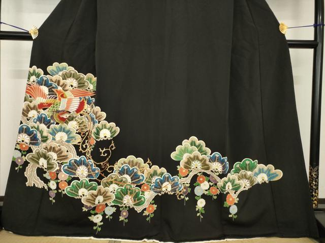 平和屋着物●豪華黒留袖　駒刺繍　鳳凰松文　金彩　三越扱い　正絹　逸品　AABG5871ck