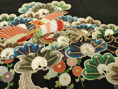 平和屋着物●豪華黒留袖　駒刺繍　鳳凰松文　金彩　三越扱い　正絹　逸品　AABG5871ck