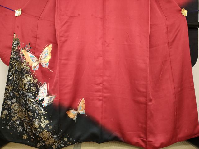 平和屋着物●豪華振袖　花蝶文　暈し染め　金銀彩　正絹　逸品　AABG5874ck