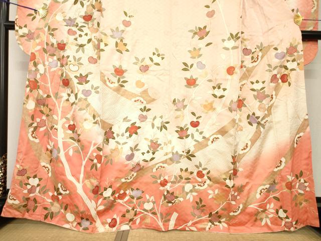 平和屋着物●十日町老舗ブランド　吉澤友禅　吾妻徳穂　振袖　駒刺繍　橘文　金彩　松坂屋扱い　正絹　逸品　AABG5878ck