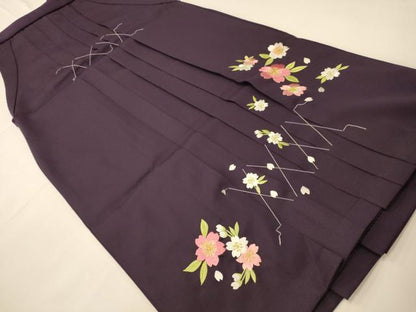 平和屋着物●女性　行灯袴　総刺繍　桜文　金糸　洗える着物　未使用　AABG5925fw