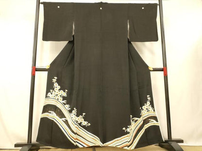 平和屋着物■豪華黒留袖 駒刺繍 草花流水文 金彩 正絹 逸品 AABG6038fw
