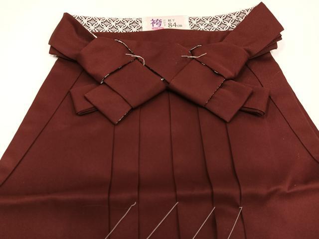 平和屋着物●女性　行灯袴　刺繍　舞桜文　洗える着物　未使用　AABG6483ph