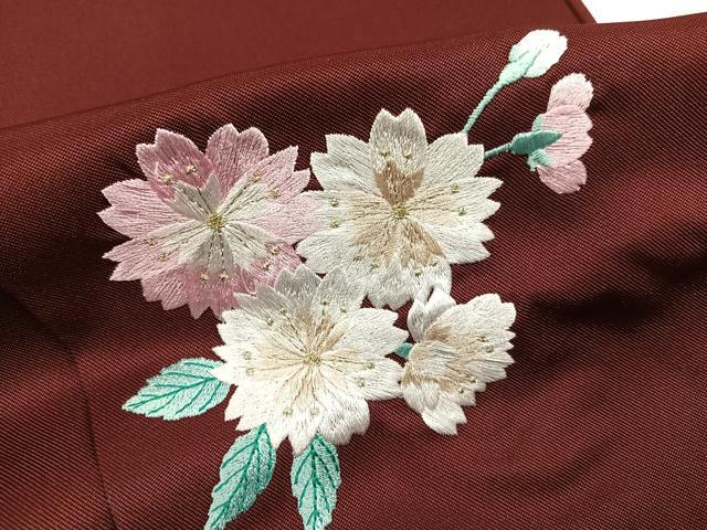 平和屋着物●女性　行灯袴　刺繍　舞桜文　洗える着物　未使用　AABG6483ph