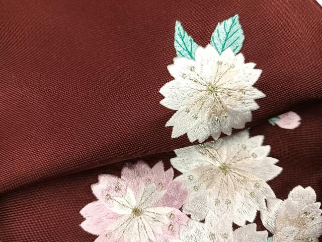 平和屋着物●女性　行灯袴　刺繍　舞桜文　洗える着物　未使用　AABG6483ph
