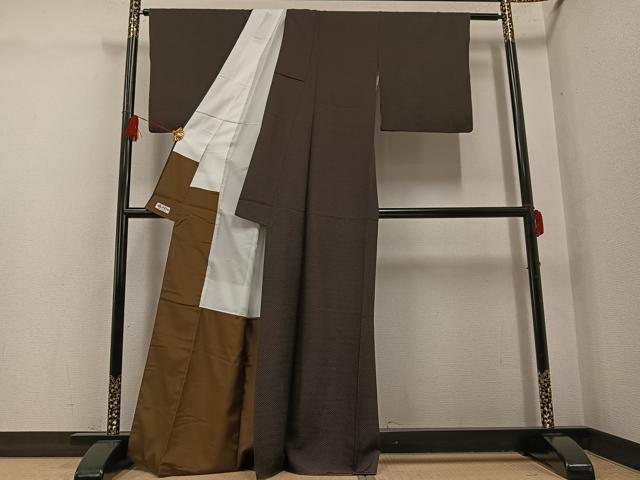 平和屋着物●上質な小紋　花菱文　黒地　やまと誂製　正絹　逸品　AABG6487ph