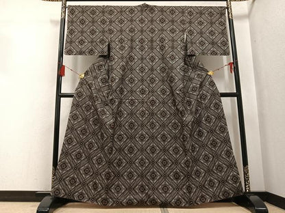 平和屋着物●本場大島紬　龍郷絣　花菱文　正絹　逸品　AABG6510ph