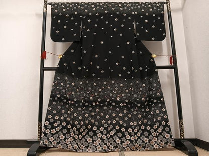 平和屋着物●訪問着　夜桜舞蝶文　黒地　正絹　逸品　AABG6523ph