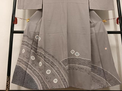 平和屋着物●訪問着　作家物　絞り　ろうけつ染め　草花文　正絹　逸品　AABG6545ph