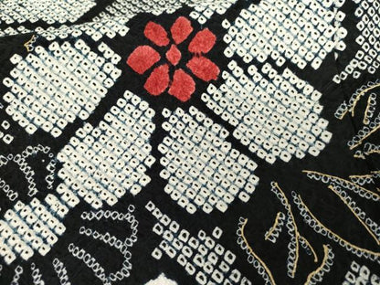 平和屋着物●豪華振袖　総絞り　草花文　黒地　金彩　正絹　逸品　AABG6586cs