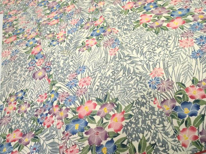 平和屋着物●上質な小紋　型染め　草花文　鬼しぼ縮緬　正絹　逸品　AABG6613cs
