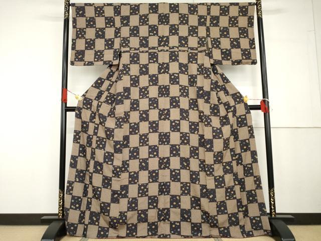 平和屋着物●上質な小紋　京友禅　鹿の子市松梅文　反端付き　正絹　逸品　未使用　AABG6632cs