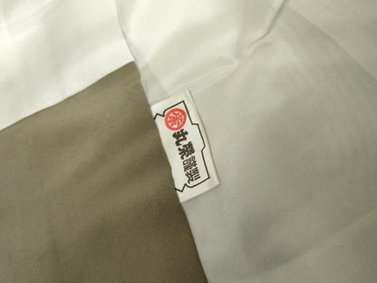 平和屋着物●上質な色無地　楓地紋　生壁色　正絹　逸品　AABG6638cs