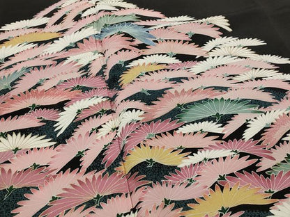 平和屋着物■豪華黒留袖　刺繍　草花文　暈し染め　金彩　正絹　逸品　AABG6756st