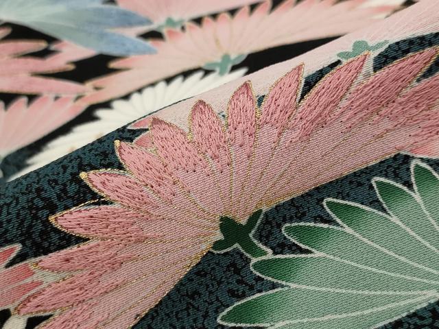 平和屋着物■豪華黒留袖　刺繍　草花文　暈し染め　金彩　正絹　逸品　AABG6756st