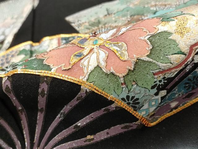 平和屋着物■豪華黒留袖　駒刺繍　螺鈿　桃山百華皿君子文　暈し染め　金銀彩　正絹　逸品　AABG6879st