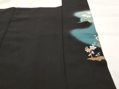 平和屋着物■豪華黒留袖　駒刺繍　螺鈿　桃山百華皿君子文　暈し染め　金銀彩　正絹　逸品　AABG6879st
