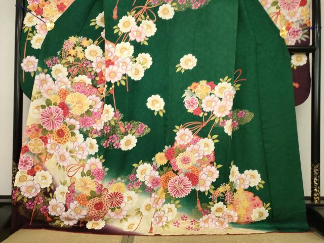 平和屋着物●豪華振袖　刺繍　雪輪花文　暈し染め　金彩　銀通し地　ロング丈　正絹　逸品　AABG6926ck