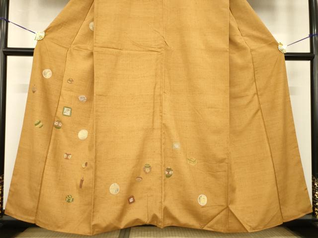 平和屋着物●訪問着　結城紬地　手描き　刺繍　器物文　金彩　正絹　逸品　AABG6966ck