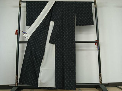 平和屋着物▽結城ちぢみ 単衣 舞花文 黒地 やまと誂製 正絹 逸品 AABG7041jh