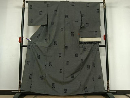 平和屋着物▽本塩沢 単衣 110亀甲 遠州椿 黒地 反端付き 正絹 逸品 AABG7053jh