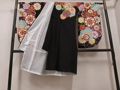 平和屋着物●小振袖　二尺袖　兎花文　黒地　金彩　洗える着物　未使用　AABG7091ph