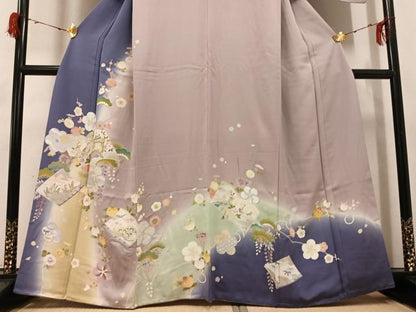 平和屋着物●訪問着　友禅　駒刺繍　御所車花冊子文　暈し染め　金彩　正絹　逸品　AABG7097ph