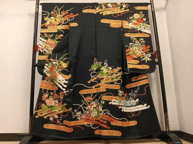 平和屋着物●豪華振袖　駒刺繍　草花文　黒地　金彩　正絹　逸品　未使用　AABG7128ph