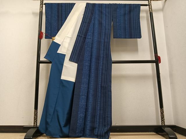 平和屋着物●上質な小紋　作家物　紬地　藍　更紗間道　正絹　逸品　AABG7135ph