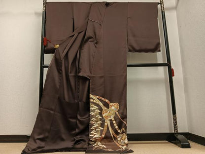 平和屋着物●色留訪問着　駒刺繍　群れ鶴草花文　金彩　丹後ちりめん　仮絵羽　正絹　逸品　未使用　AABG7137ph