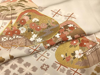 平和屋着物●色留訪問着　友禅　駒刺繍　松竹梅貝合わせ文　金彩　丹後ちりめん　仮絵羽　正絹　逸品　未使用　AABG7143ph