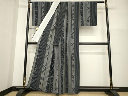 平和屋着物▽上質な紬 単衣 花蔦草間道 黒地 正絹 逸品 AABG7229ck