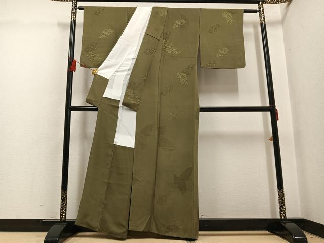 平和屋着物●上質な色無地　花唐草地紋　肥後煤竹色　正絹　逸品　AABG7297ph